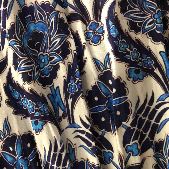 Rujuta Sheth Marie Cinched Kaftan Blue Lotus Print M/L - Picture 6 of 14